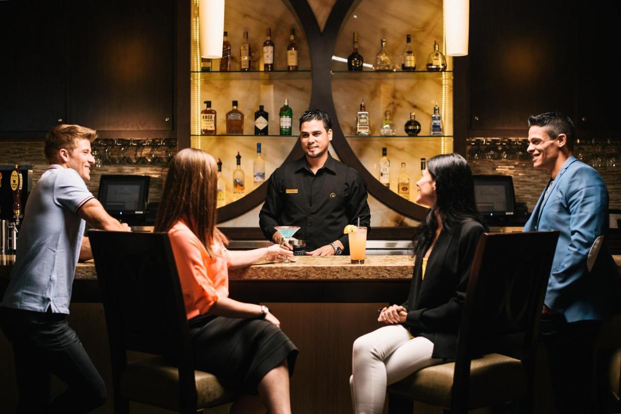 Rosen Plaza Hotel Orlando Convention Center Williamsburg Екстериор снимка